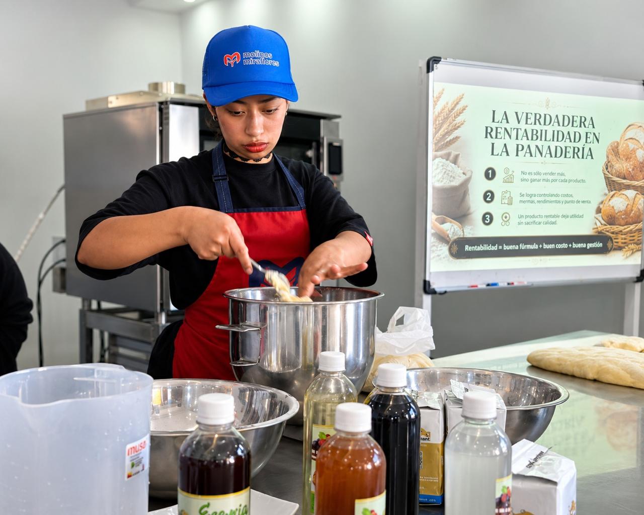 MOLINOS MIRAFLORES IMPULSA LA CAPACITACIÓN EN PANADERÍA